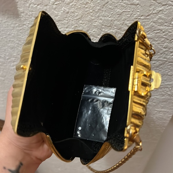 Vintage | Metal Box Purse - Picture 6 of 8
